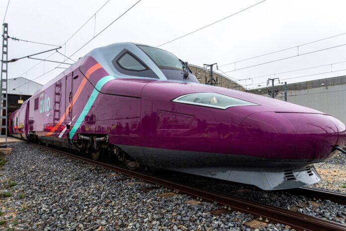 avlo el tren low cost de renfe foto efe 1