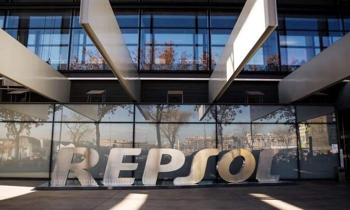 repsol logo letras plata