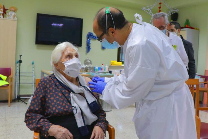 Tres provincias de Castilla La Mancha no tienen casos positivos en Residencias de Mayores tras la vacunacion contra el COVID 19