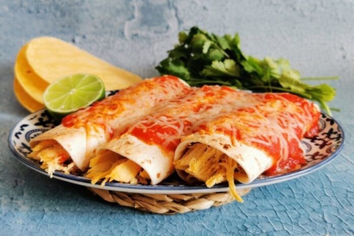 presentacion de las enchiladas de pollo