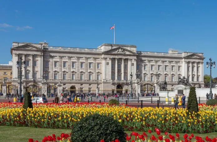 Buckingham Palace from gardens London UK   Diliff cropped scaled