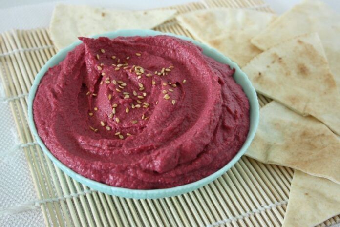 hummus de remolacha emplatado