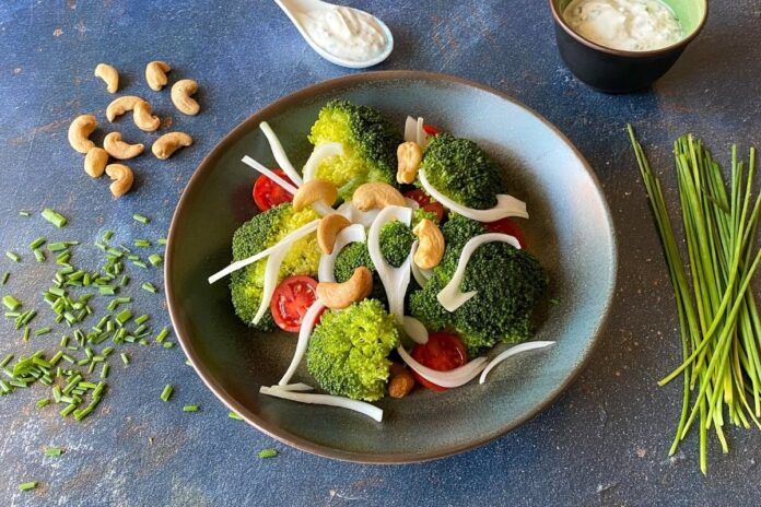 ensalada de brocoli