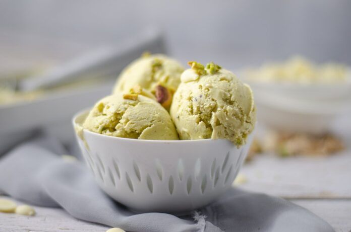 helado de pistacho casero