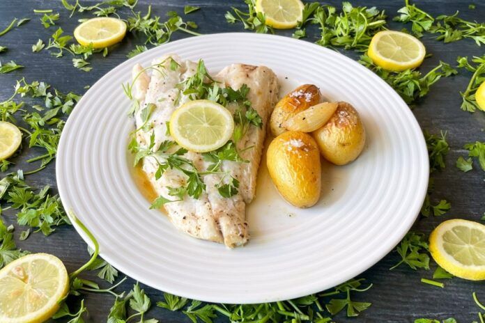 merluza al horno con patatas