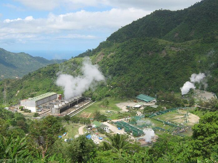 800px Puhagan geothermal plant