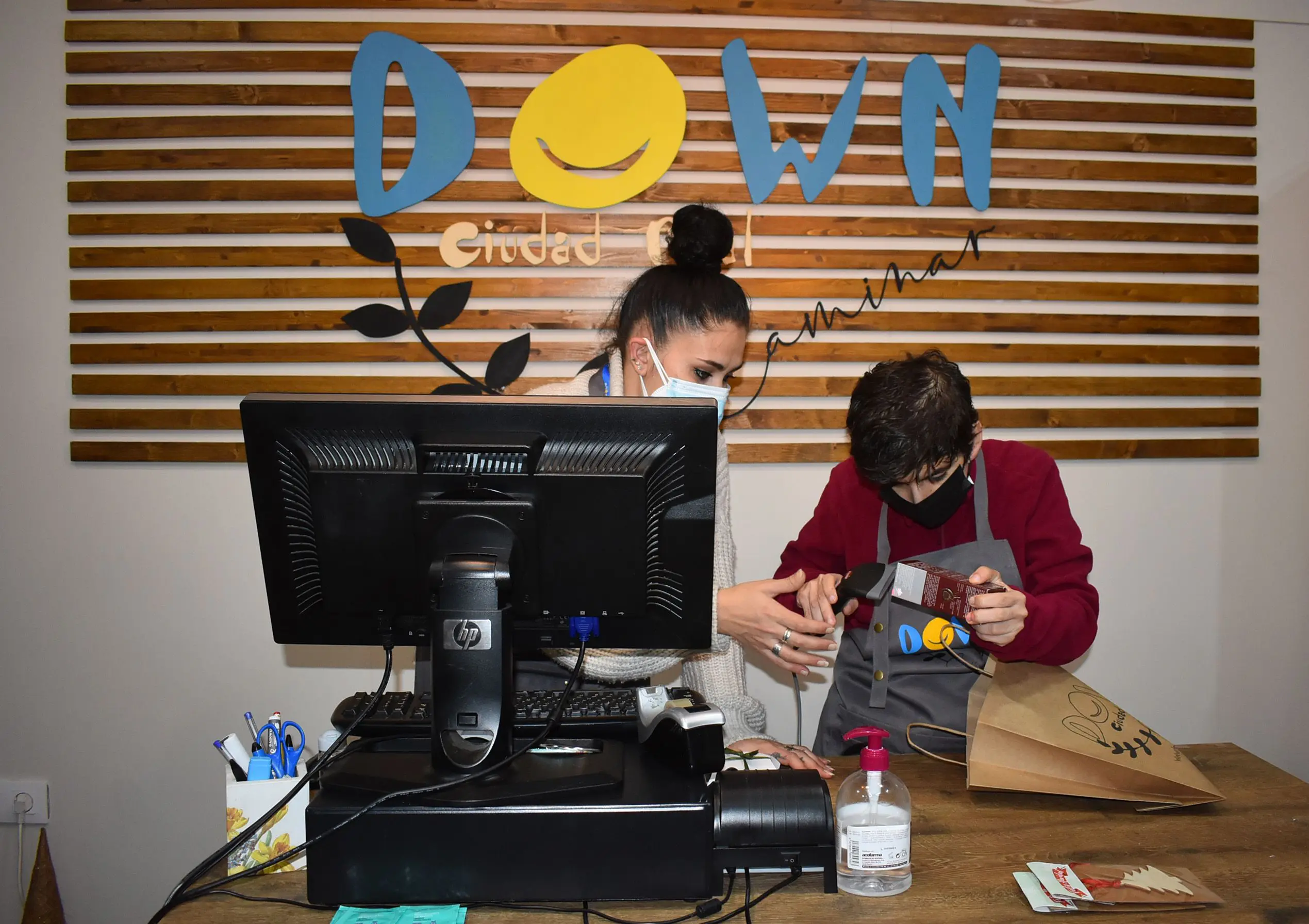 CLM: La Asociación Down Ciudad Real Caminar inaugura el proyecto social y formativo “Rincón de Caminar” 2 d04