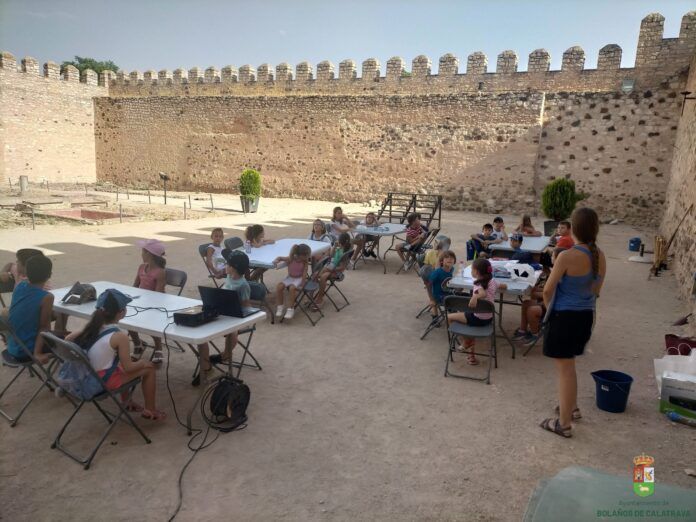 Taller de arqueologia para ninos. Bolanos de Cva. 2022 5