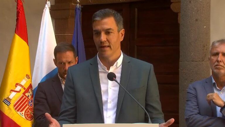 pedro sanchez sin corbata cabildo canarias