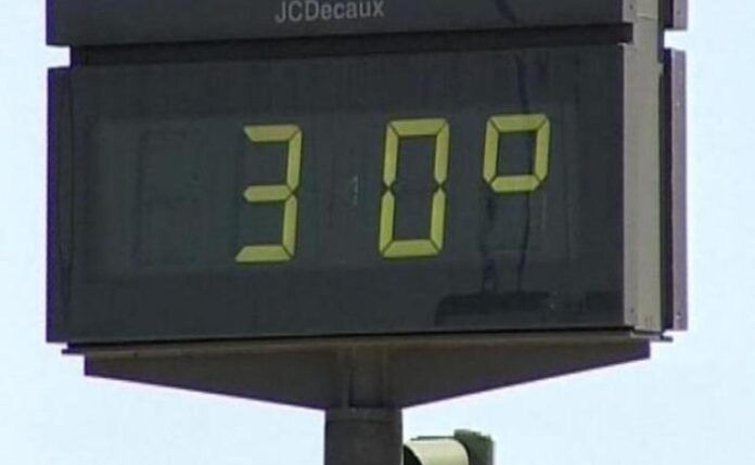 temperatura 30 termometro calle moderada verano