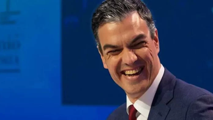 pedro sanchez riendo