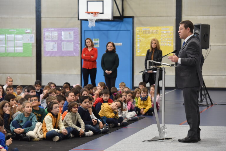 20191213 Inauguracion del pabellon polideportivo del CEIP Parque de La Muneca scaled