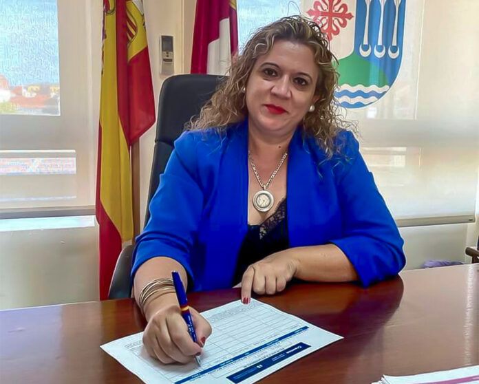 Maribel Mansilla alcaldesa de Agudo