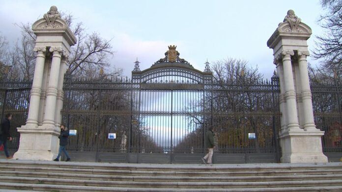 el retiro cerrado por el fuerte viento