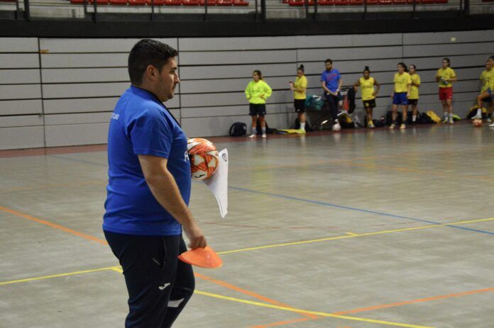 Jaime Garcia entrenador CD Salesianos Puertollano scaled