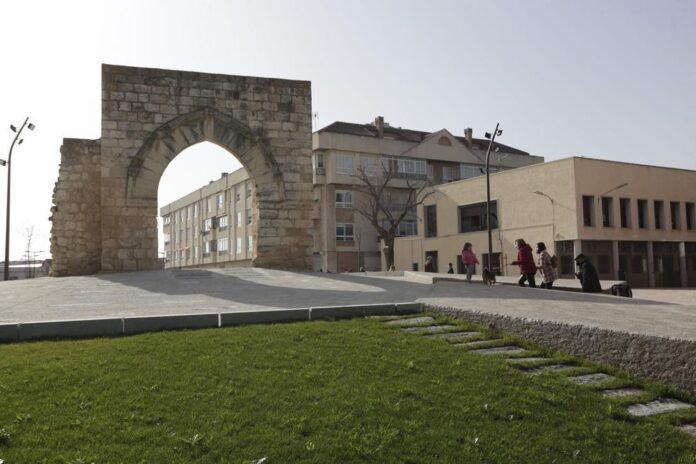 arco del torreon ciudad real