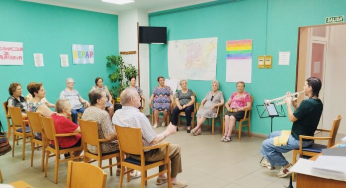 Un momento de la sesion que tuvo lugar ayer en el Centro de Mayores