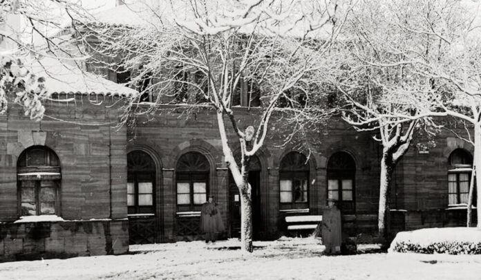 Antigua Comisaría Puertollano Casa de Baños