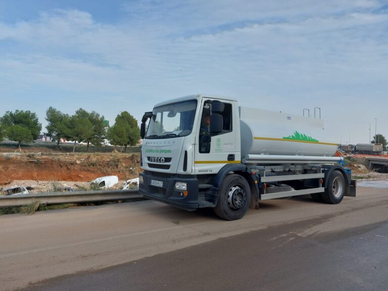 Camion Servicios de limpieza en Valencia