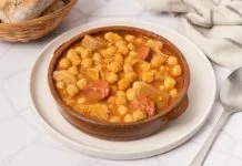 callos con garbanzos