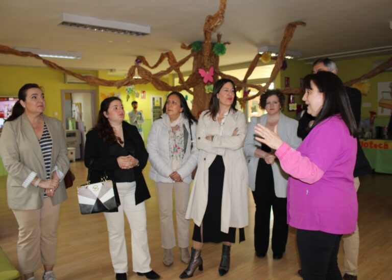 Blanca Fernández vista escuela infantil 'El Castillo' 2