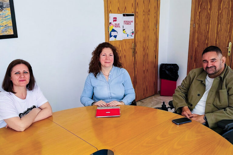 Céspedes, Lara y Gijón, durante la reunión