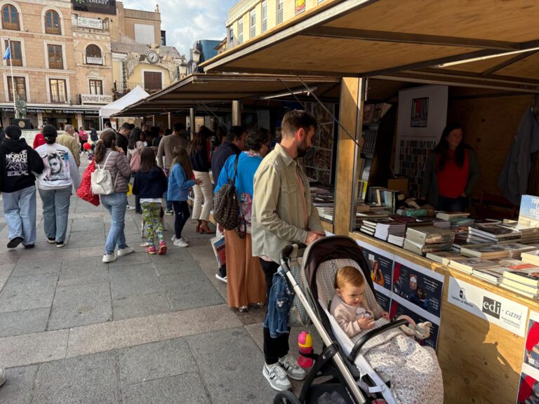 Inauguración feria del libro 2025 1