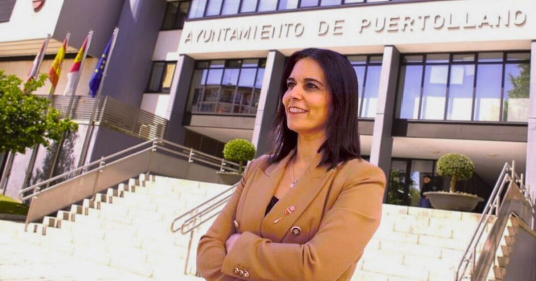 María Puertollano