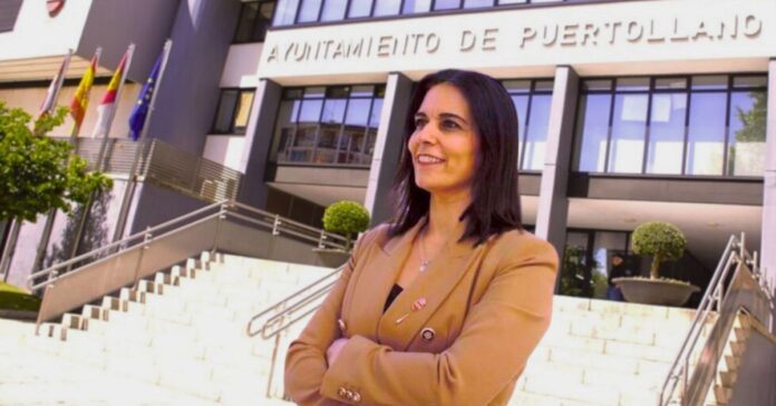 María Puertollano
