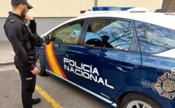 policía nacional coche