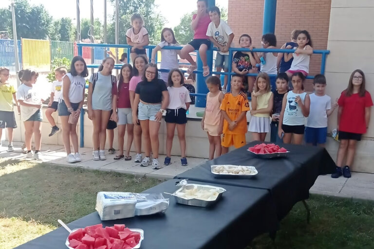 Las distintas frutas que hoy se han ofrecido a los participantes del campus rabanero