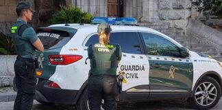 guardia civil coche oficial