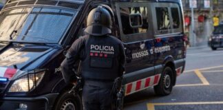 Abatido un hombre tras asesinar a otro y herir a cinco Mossos en un tiroteo en Calldetenes mossos choque