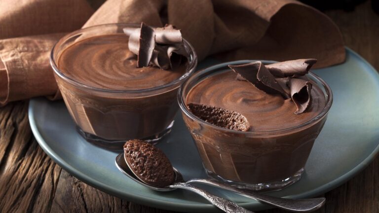 mouse de chocolate negro