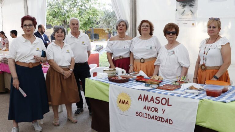 integrantes del colectivo rabanero amasol