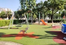 panoramica de la zona principipal de juegos tras la intervencion del nuevo suelo