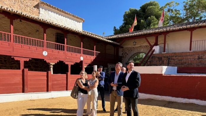 El santuario y la Plaza de Toros Cuadrada de Las Virtudes serán rehabilitados con 1,59 millones del Gobierno de España El santuario y la Plaza de Toros Cuadrada de Las Virtudes serán rehabilitados con 1,59 millones del Gobierno de España