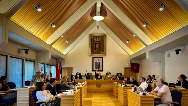 aprobacion plan de acerados y reasfaltados