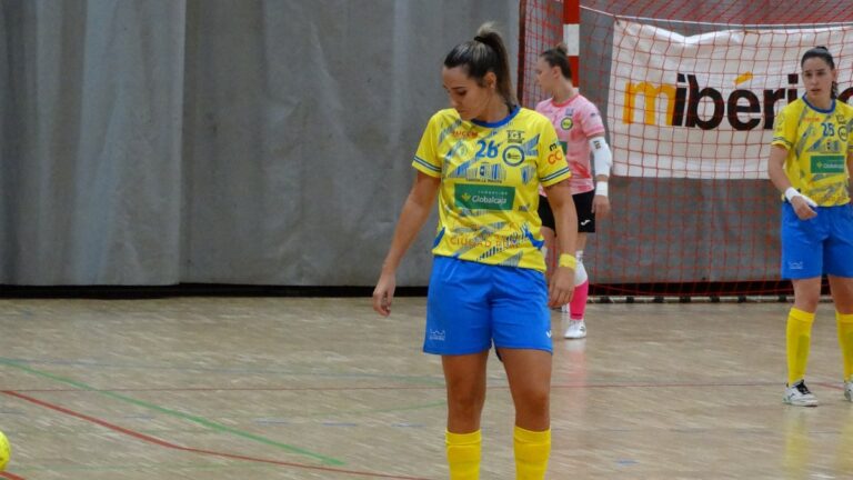 Jugadoras del Salesianos Puertollano durante un partido ante el Almagro FSF en la Copa de la Reina 2025