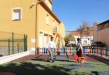 Miguel Ángel Valverde visita el Parque de las Ranas y las fuentes rehabilitadas para supervisar mejoras en espacios públicos de Bolaños