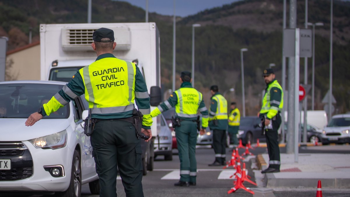 guardia civil trafico