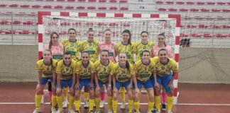 Jugadoras del CD Salesianos Puertollano en acción durante la semifinal del Trofeo JCCM 2025
