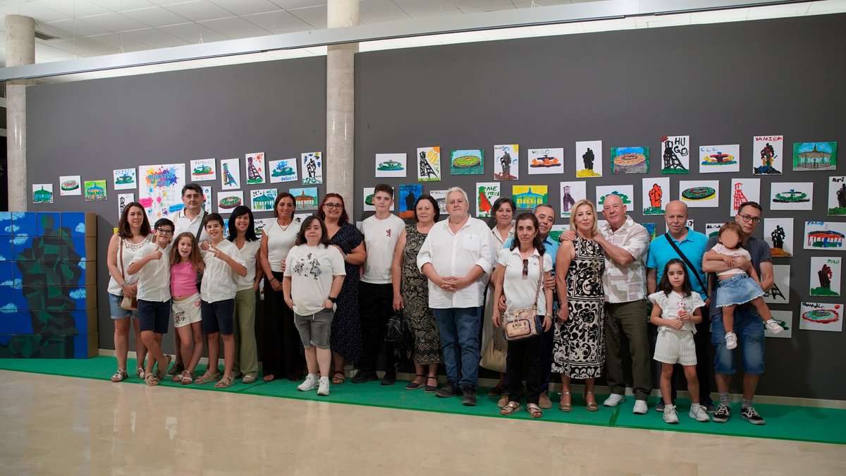 Puertollano inaugura la Muestra de Arte del Centenario con obras de los más pequeños