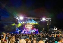Público abarrotando el Parque Huerta Asaura durante el ArgaFest 2025 con tributos a Carrasco, Mecano y Maluma