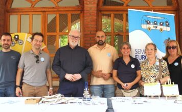 vecinos participando en actividades sobre movilidad sostenible en argamasilla de calatrava