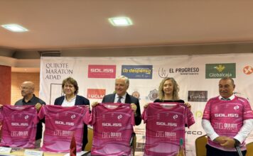 Corredores participando en el Quijote Maratón de Ciudad Real