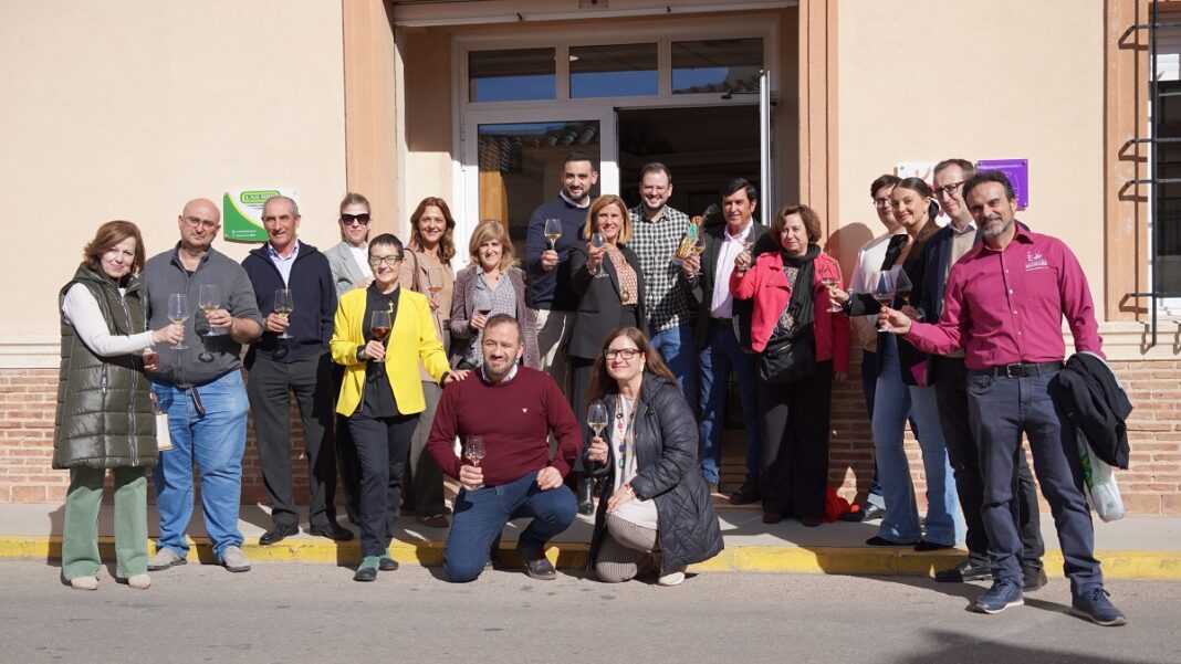 Foto de familia del encuentro de los socios de la ruta