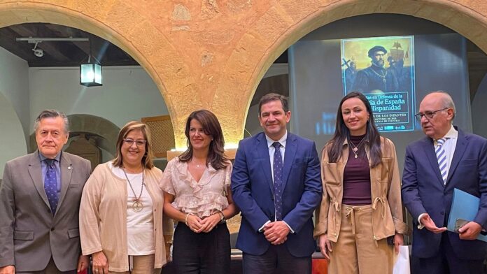 Miguel Ángel Valverde durante la inauguración de las Jornadas en Defensa de la Historia de España y de la Hispanidad en Villanueva de los Infantes Miguel Ángel Valverde durante la inauguración de las Jornadas en Defensa de la Historia de España y de la Hispanidad en Villanueva de los Infantes