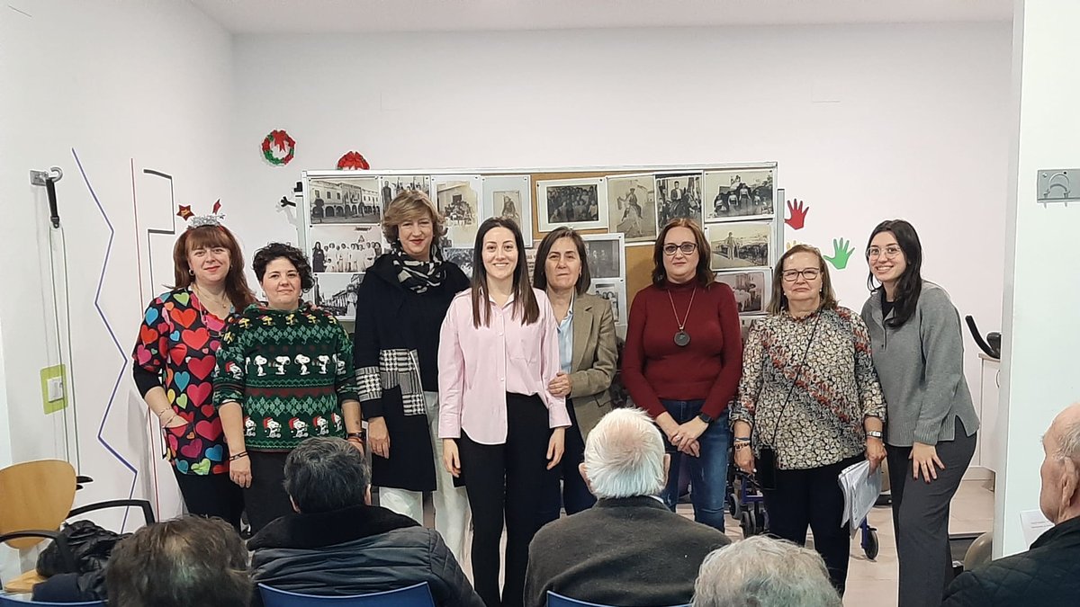 Taller intergeneracional de lectura en la Biblioteca de Bolaños de Calatrava