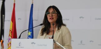 blanca fernandez durante su intervencion sobre ayudas a autonomos